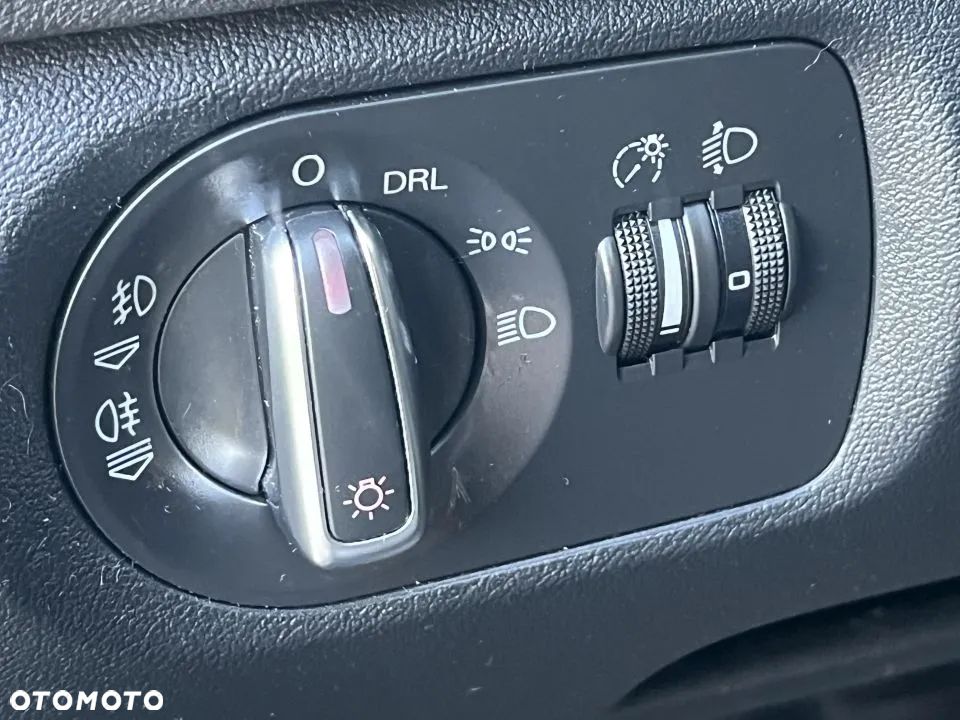 Audi A3 1.6 Ambiente - 15
