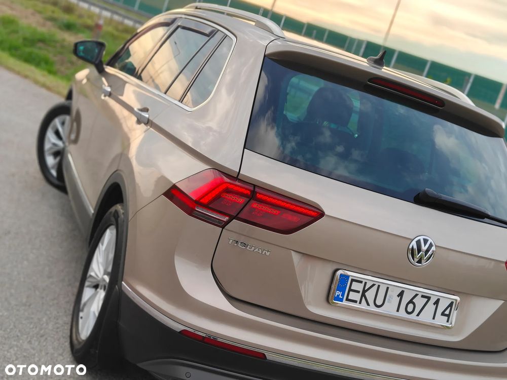 Volkswagen Tiguan - 11