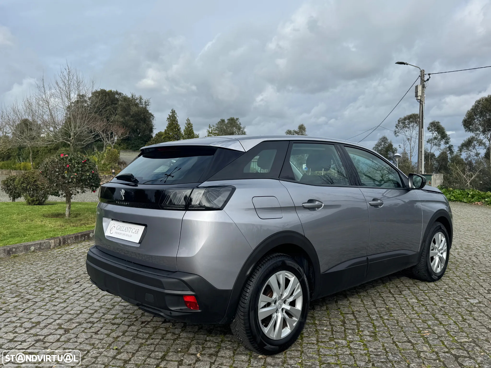 Peugeot 3008 1.5 BlueHDi Allure EAT8 - 4
