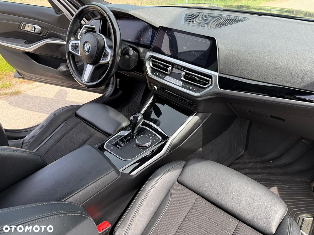 BMW Seria 3 - 16