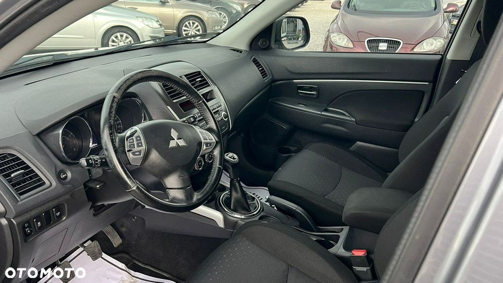Mitsubishi ASX - 13