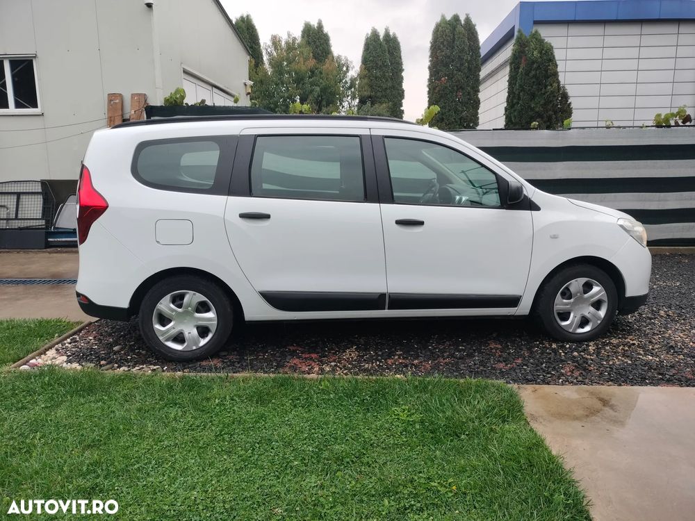Dacia Lodgy dCi 90 Essential - 10