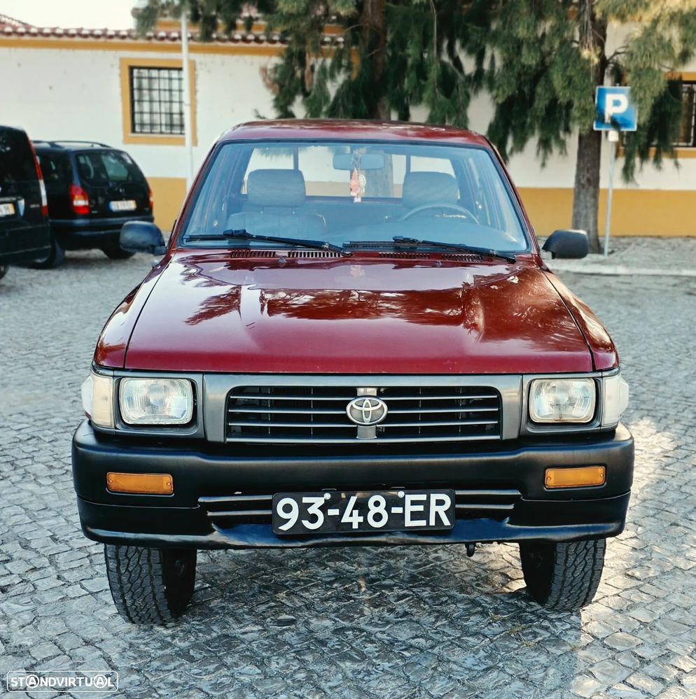 Toyota Hilux 2.4 D LN105LP C. Dupla - 2