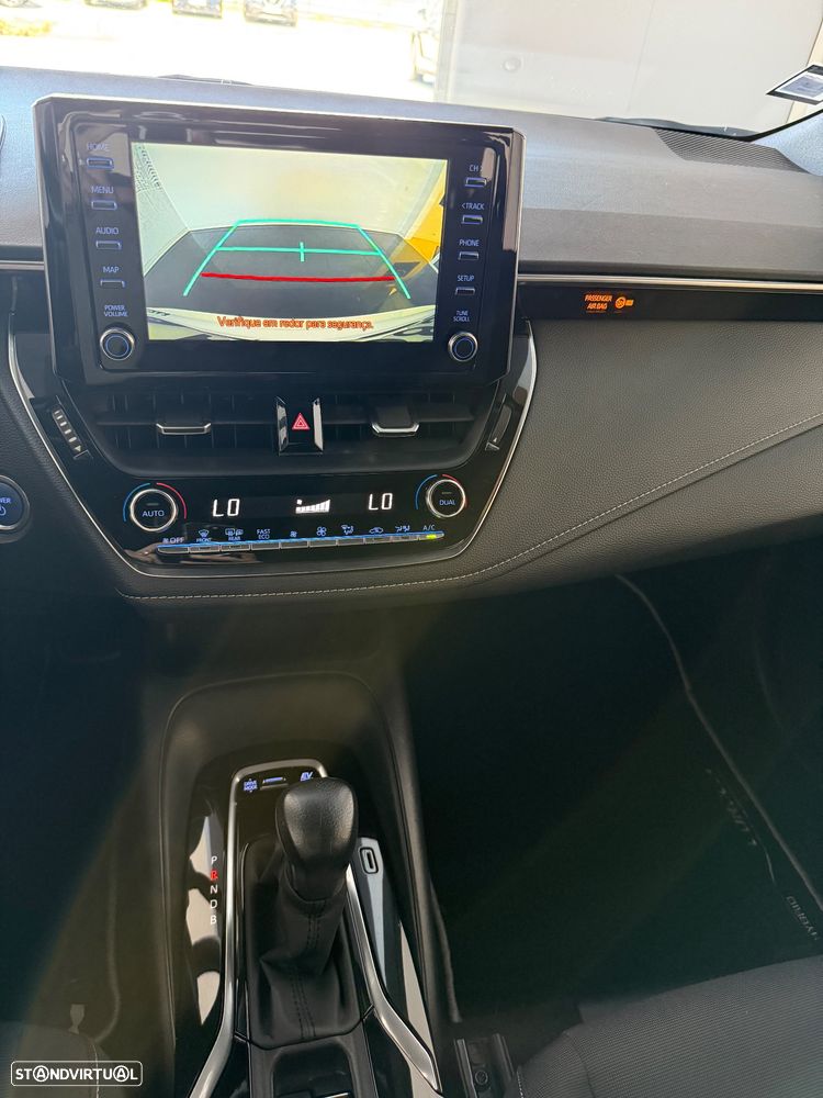 Toyota Corolla Touring Sports - 3