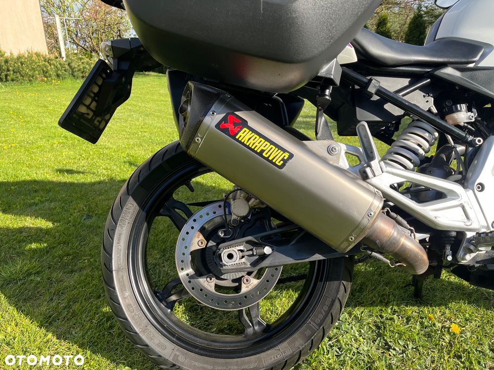 BMW G - 10