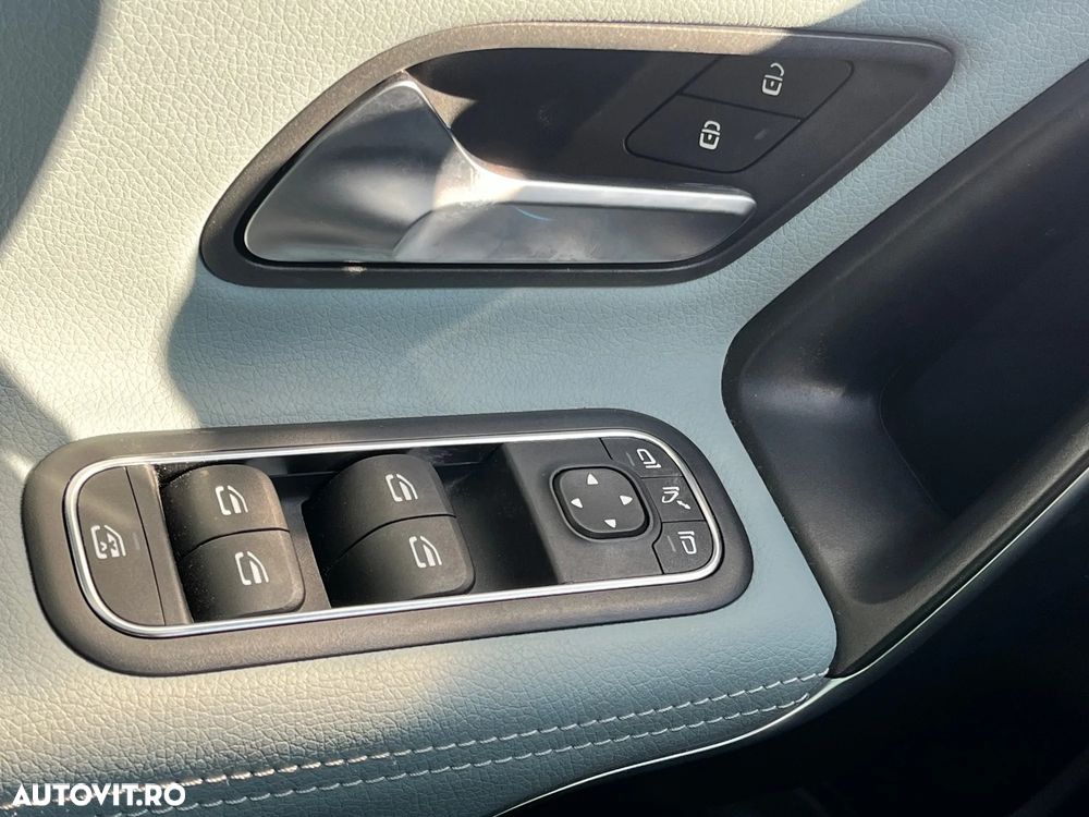 Mercedes-Benz CLA 180 7G-DCT AMG Line Advanced Plus - 19