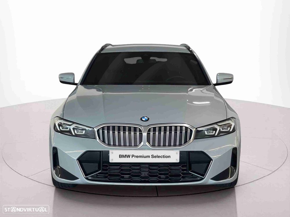 BMW 320 d Touring Pack Desportivo M Auto - 2