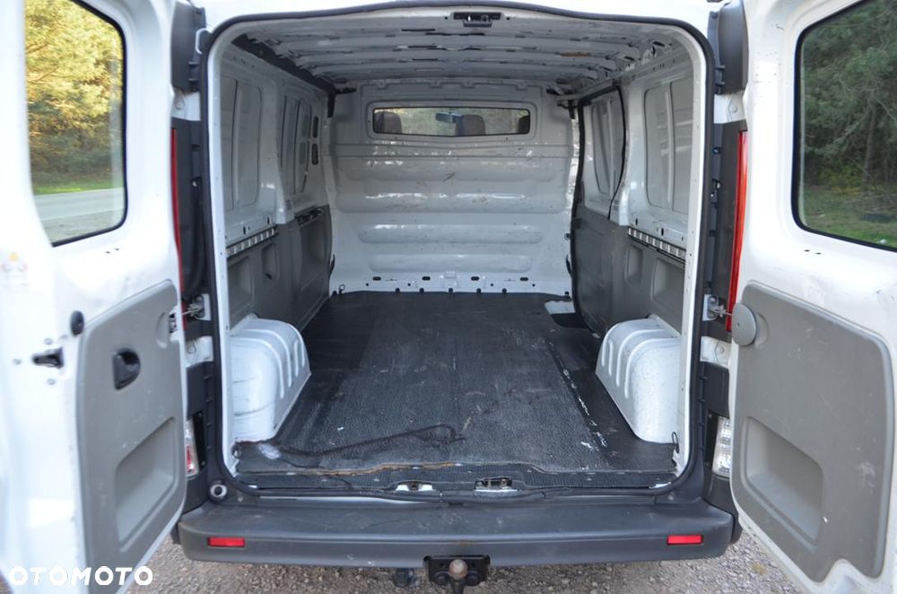 Opel Vivaro - 16