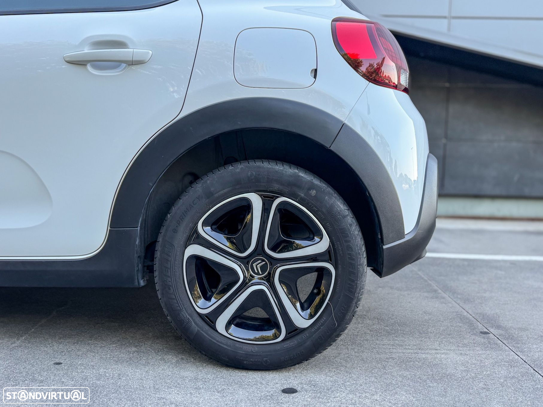 Citroën C3 1.2 PureTech Shine - 19
