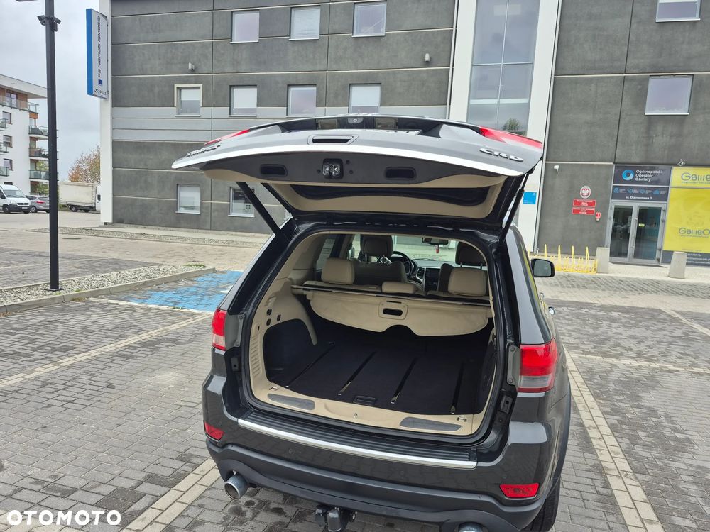 Jeep Grand Cherokee 2011 photo 2
