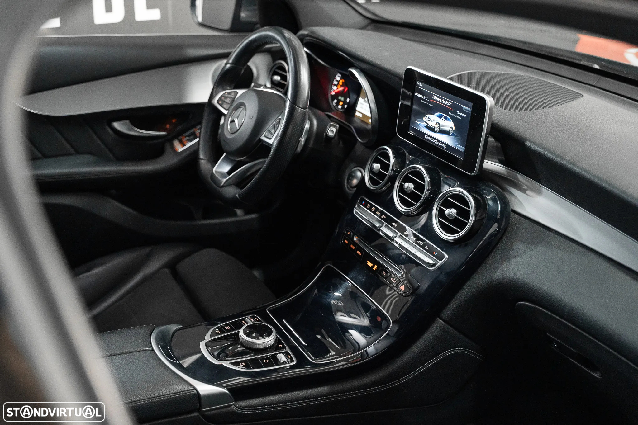 Mercedes-Benz GLC 250 d AMG Line 4-Matic - 17