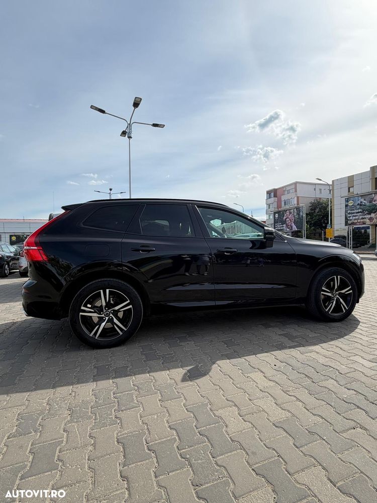 Volvo XC 60 B4 MHEV AWD R-Design - 5