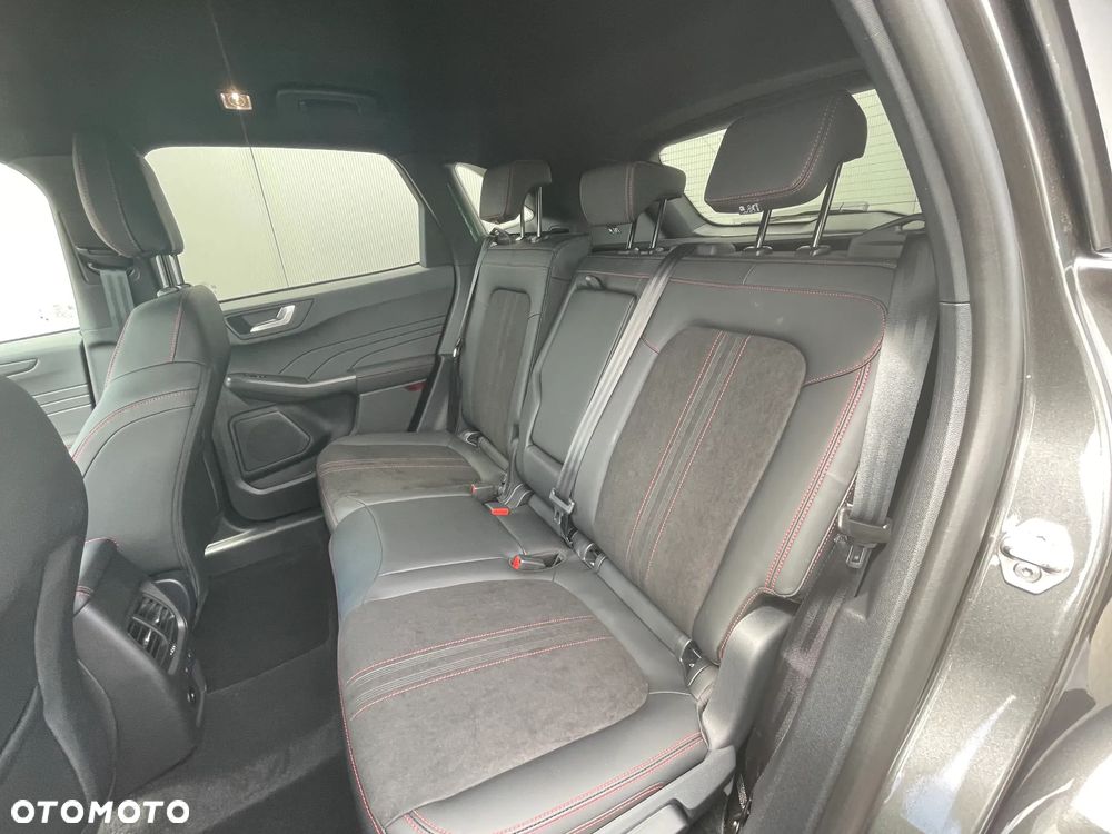 Ford Kuga 2.5 FHEV FWD ST-Line X eCVT - 27