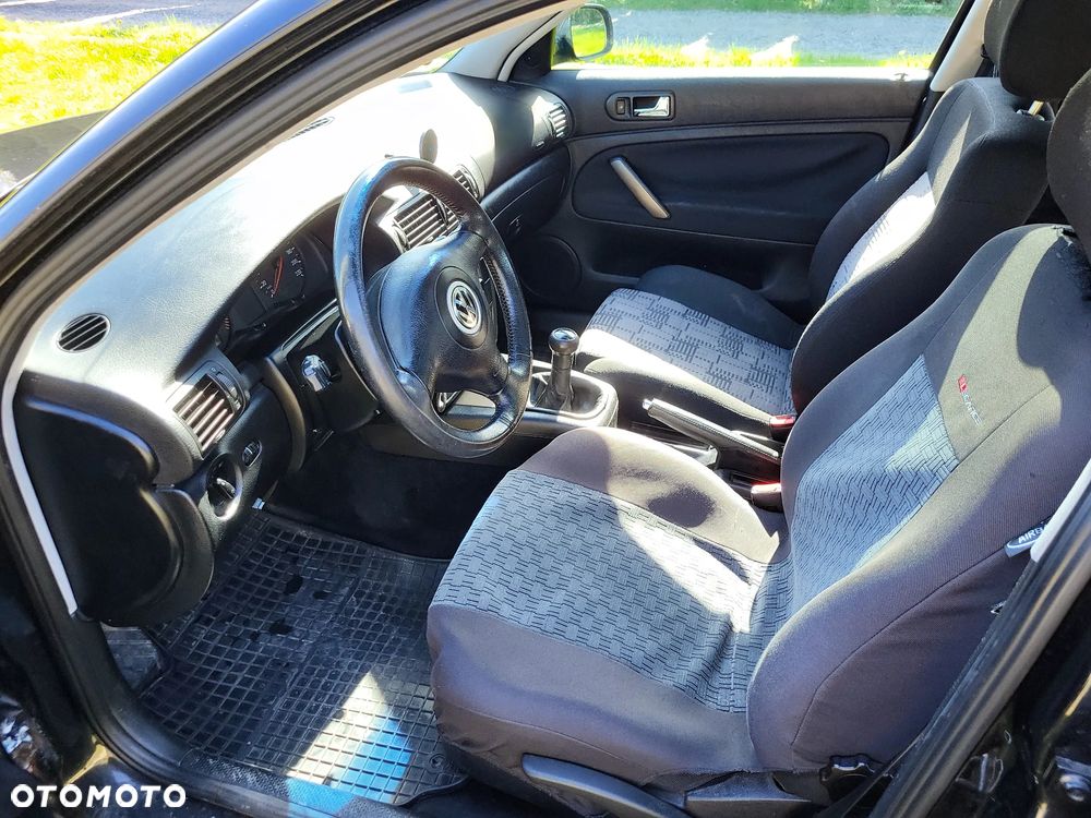 Volkswagen Passat - 15