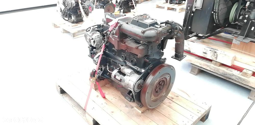 SILNIK YANMAR 4TNV98 44.9 kW 15 366 zł netto - 3