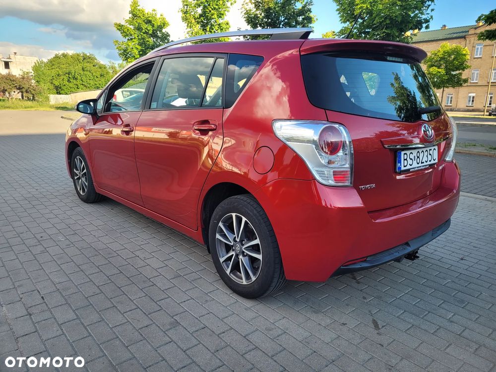 Toyota Verso 1.8 Premium EU5 7os - 5