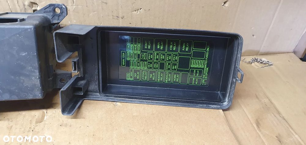 Skrzynka bezpieczników Kia Sorento I 91160-3E070 - 5