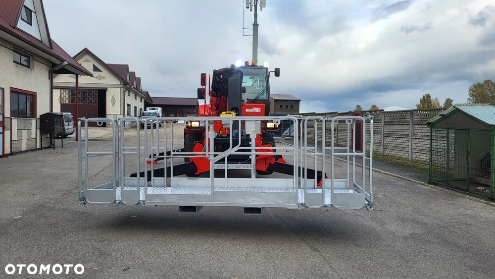 Manitou MTR 2150/ Ładowarka teleskopowa obrotowa  / Podnośnik koszowy sterowany z pilota/ - 10