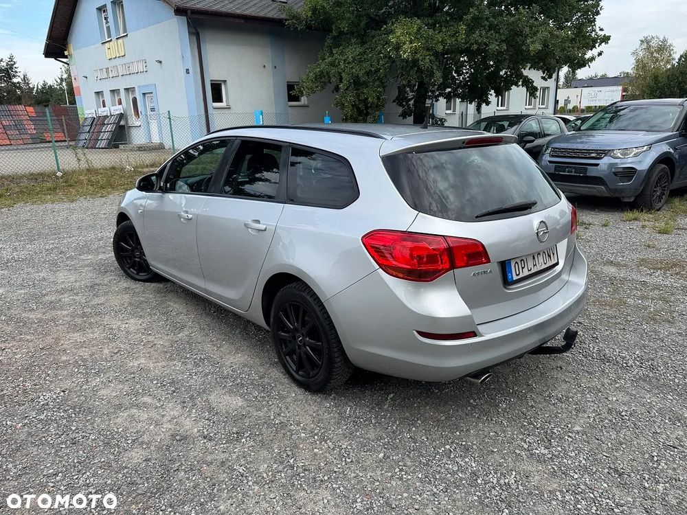 Opel Astra - 4