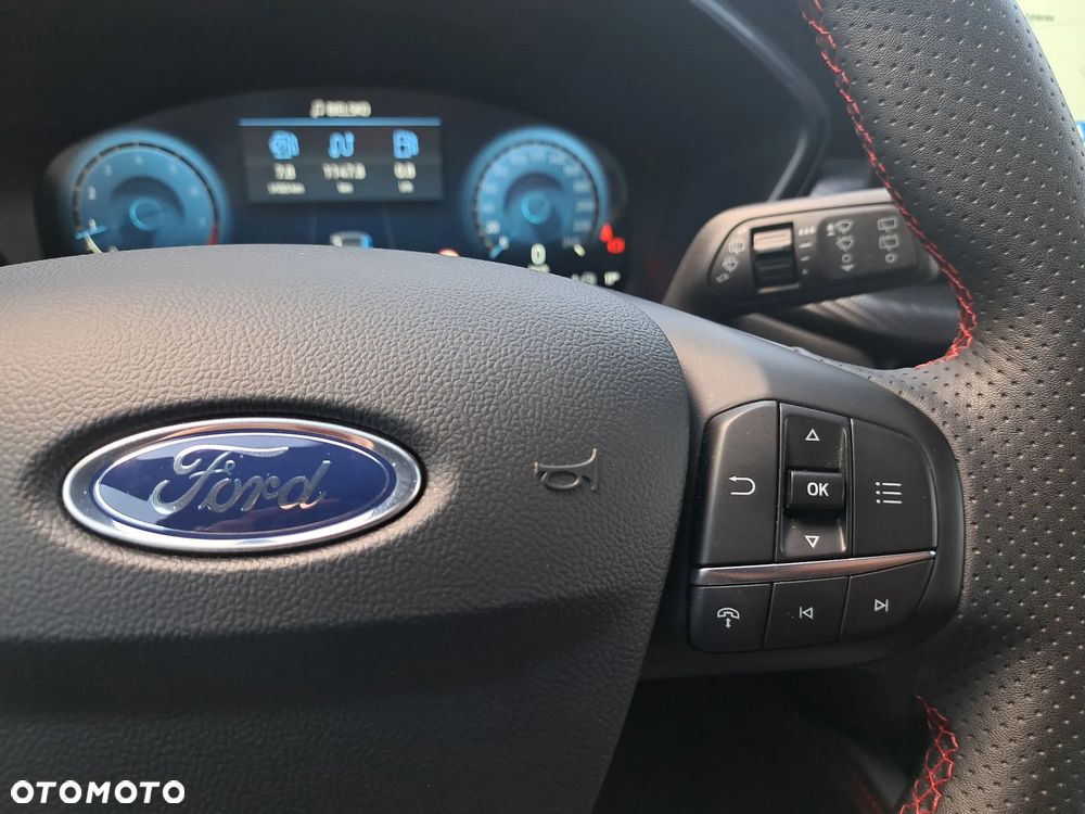 Ford Kuga 1.5 EcoBoost FWD ST-Line X - 24