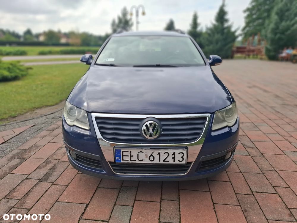 Volkswagen Passat 1.9 TDI Comfortline - 2