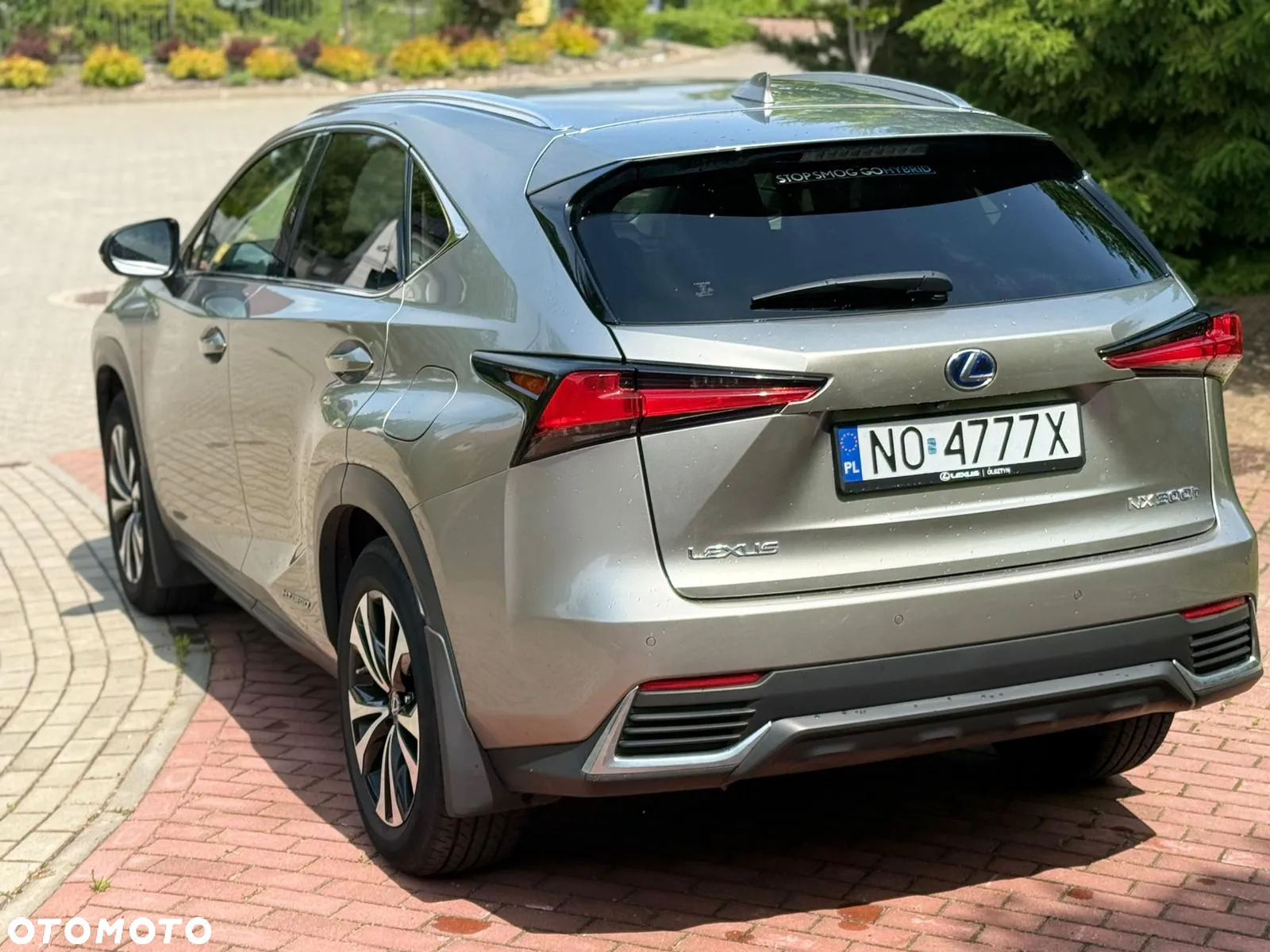 Lexus NX 300h F Impression AWD - 9