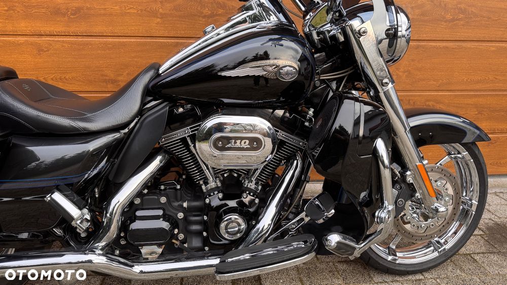 Harley-Davidson Touring Road King - 14