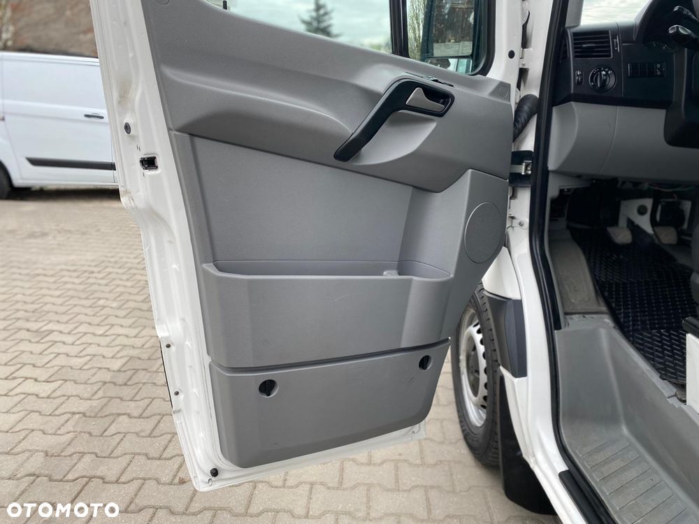 Volkswagen CRAFTER - 10