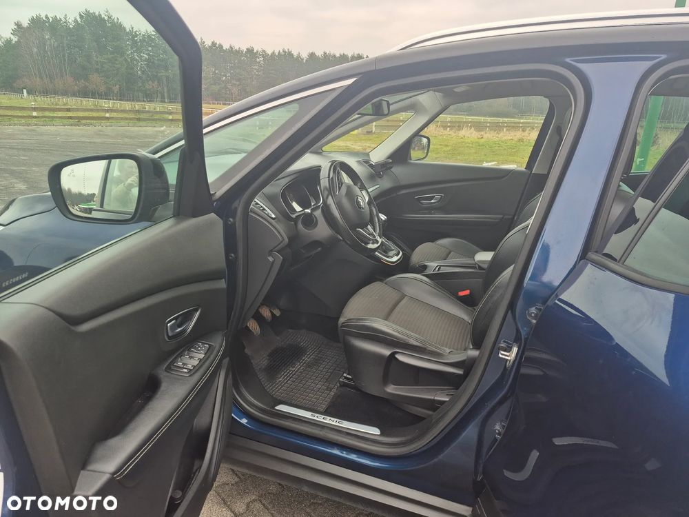 Renault Scenic 1.6 dCi Energy Bose - 14