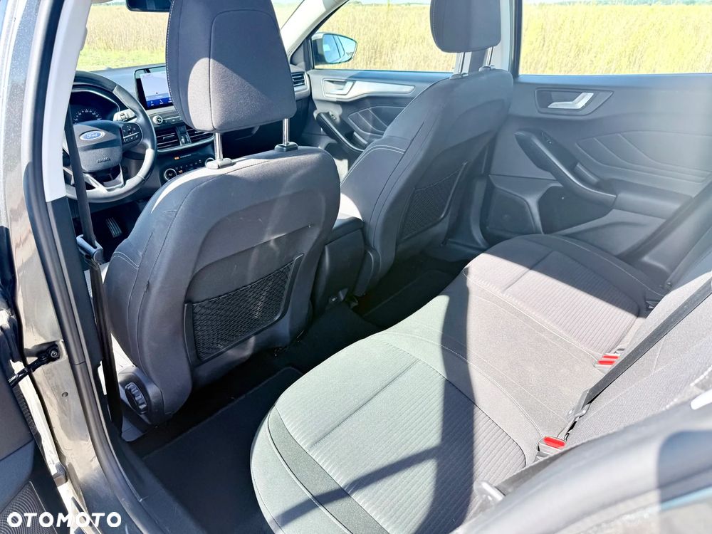 Ford Focus 1.5 EcoBlue STart-Stopp-System TITANIUM - 10