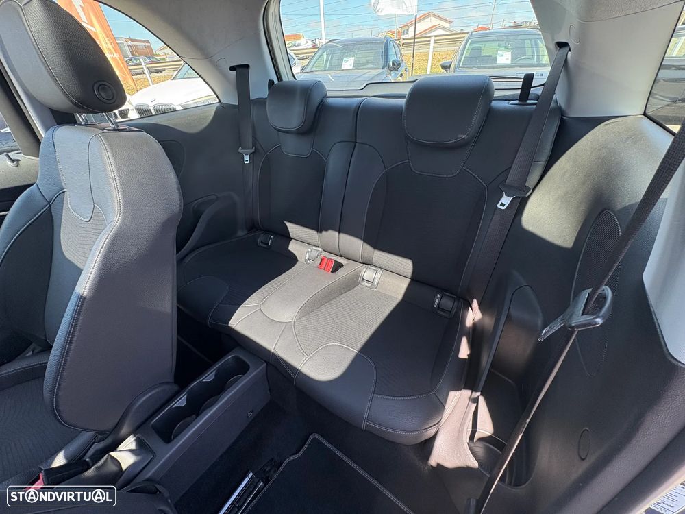 Opel Adam 1.0 T Jam - 11