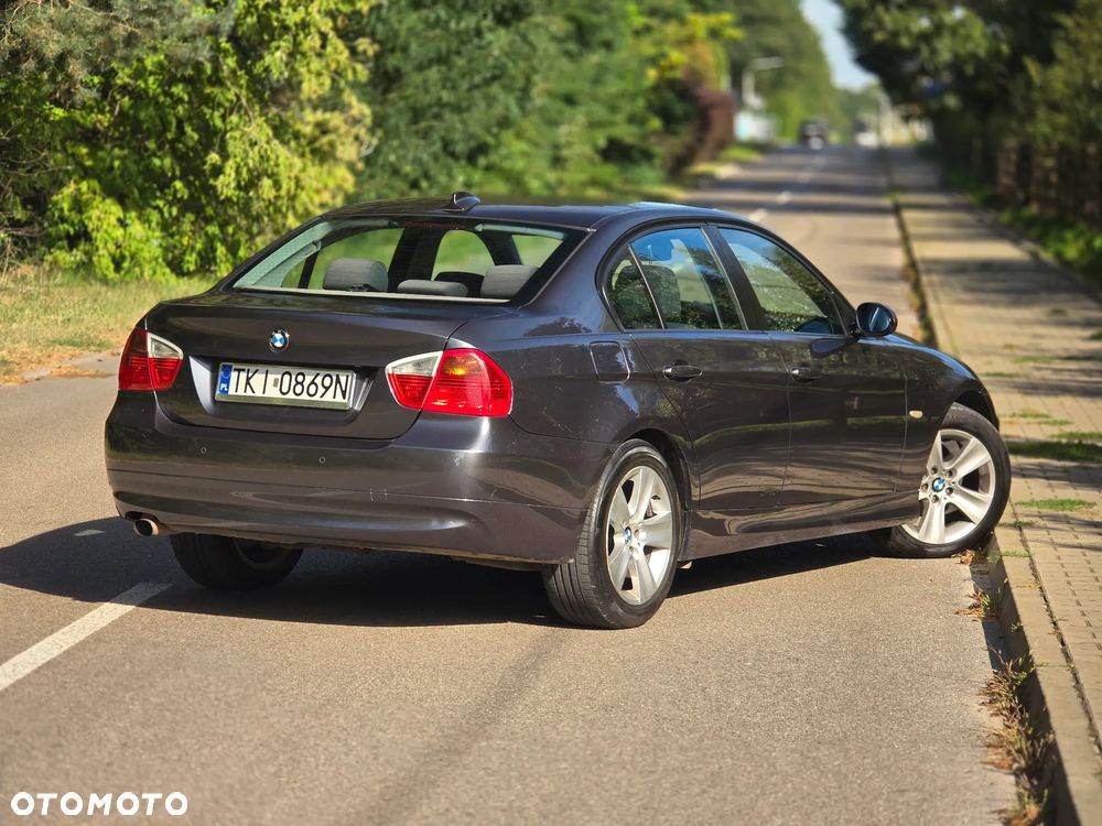 BMW Seria 3 318d - 5