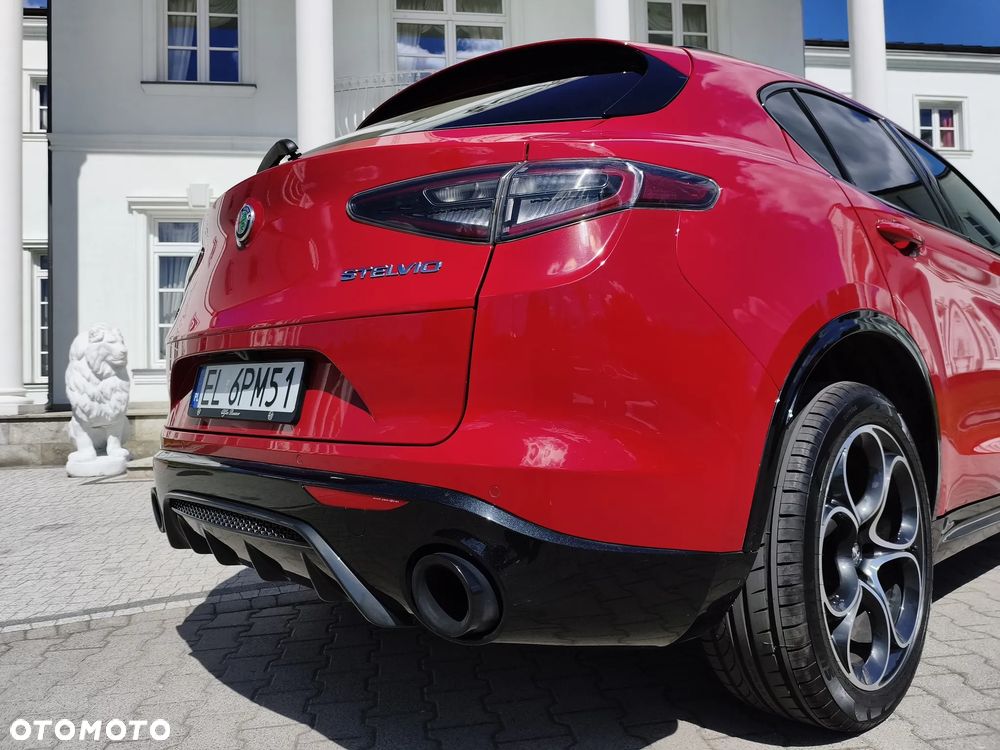 Alfa Romeo Stelvio 2.0 Turbo 16V AT8-Q4 Veloce Ti - 21
