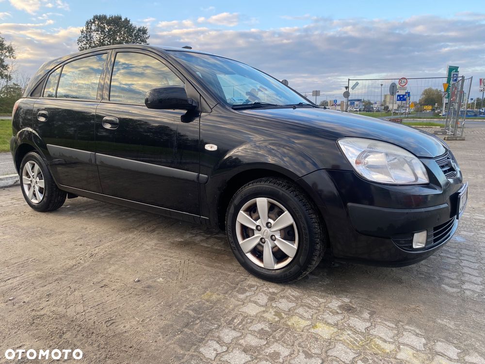 Kia Rio 1.4 Family - 2