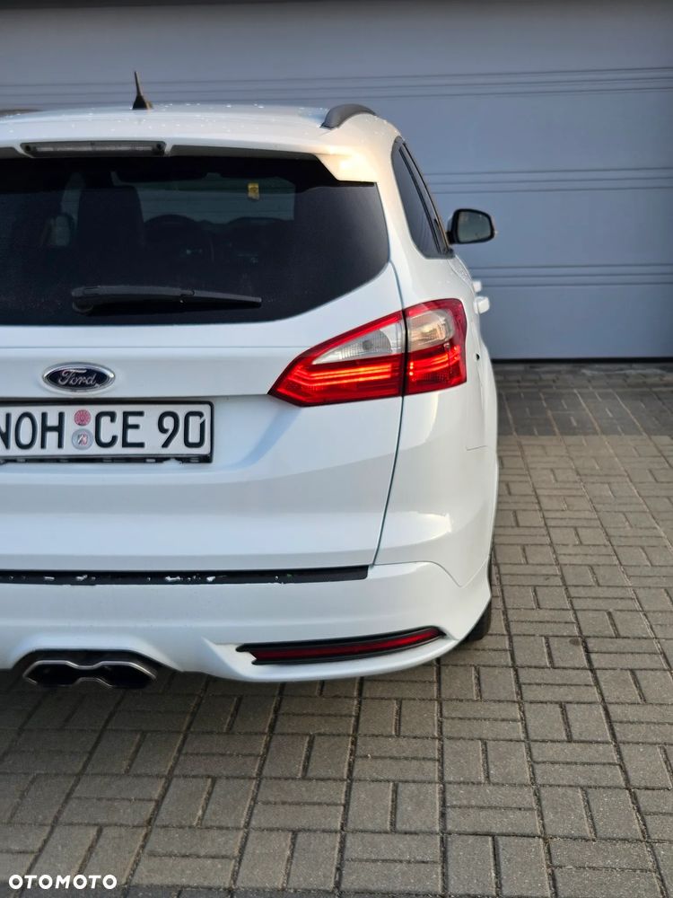 Ford Focus 2.0 EcoBoost ST mit Leder-Sport-Paket - 14