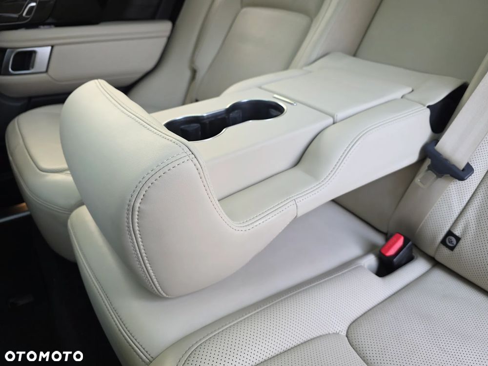 Land Rover Range Rover - 26