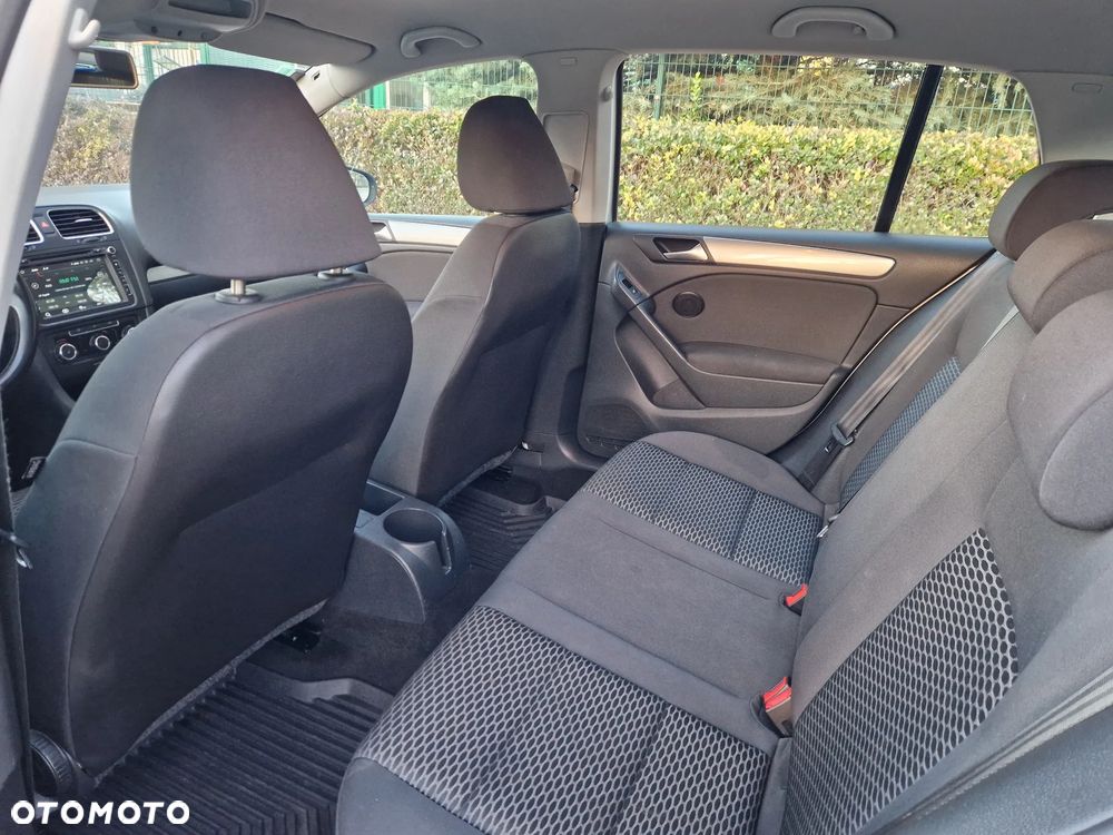 Volkswagen Golf - 15