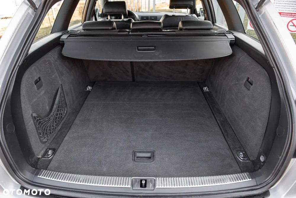 Audi A4 Avant - 25