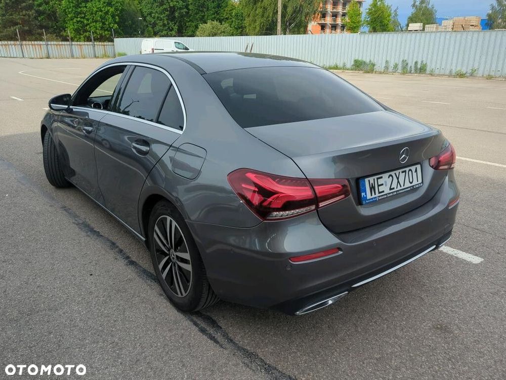 Mercedes-Benz Klasa A 180 Progressive 7G-DCT - 4