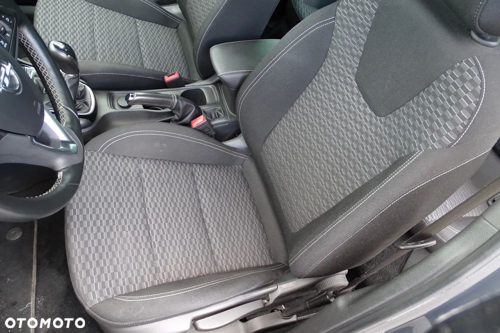 Opel Astra 1.4 Turbo Innovation - 26