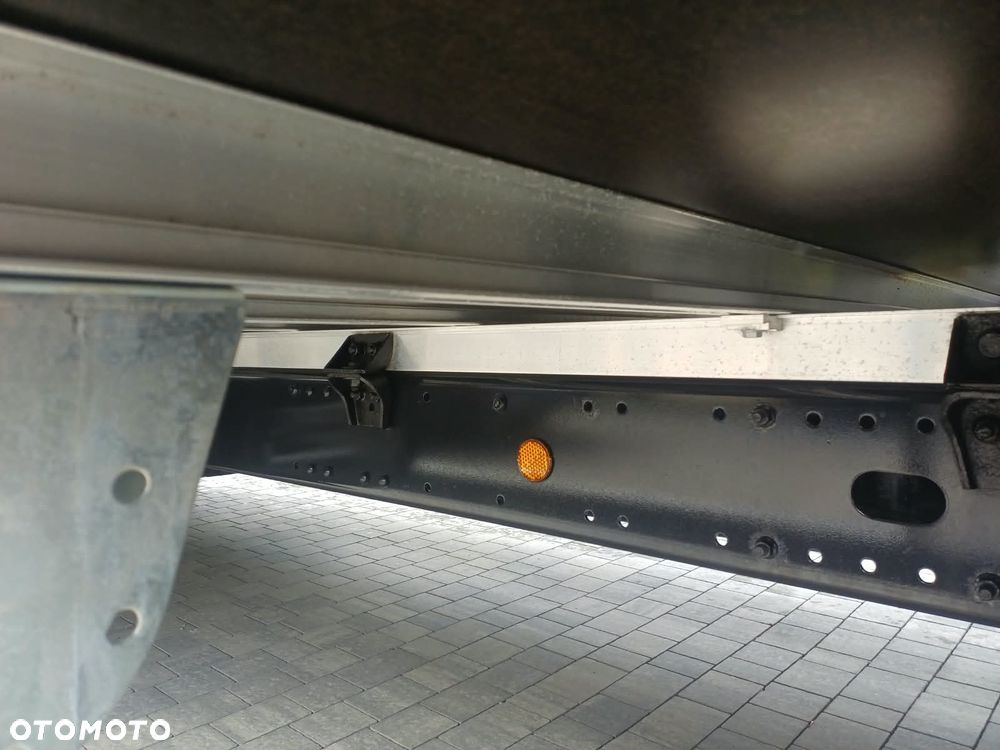 MAN TGL 12.250 KABINA LX DWA LÓŻKA + 23 PALETY - 32