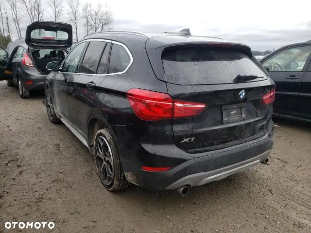BMW X1 xDrive25i Advantage - 3