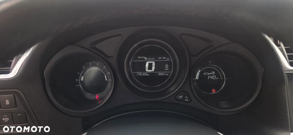 Citroën C4 PureTech e-THP 130 Exclusive - 29