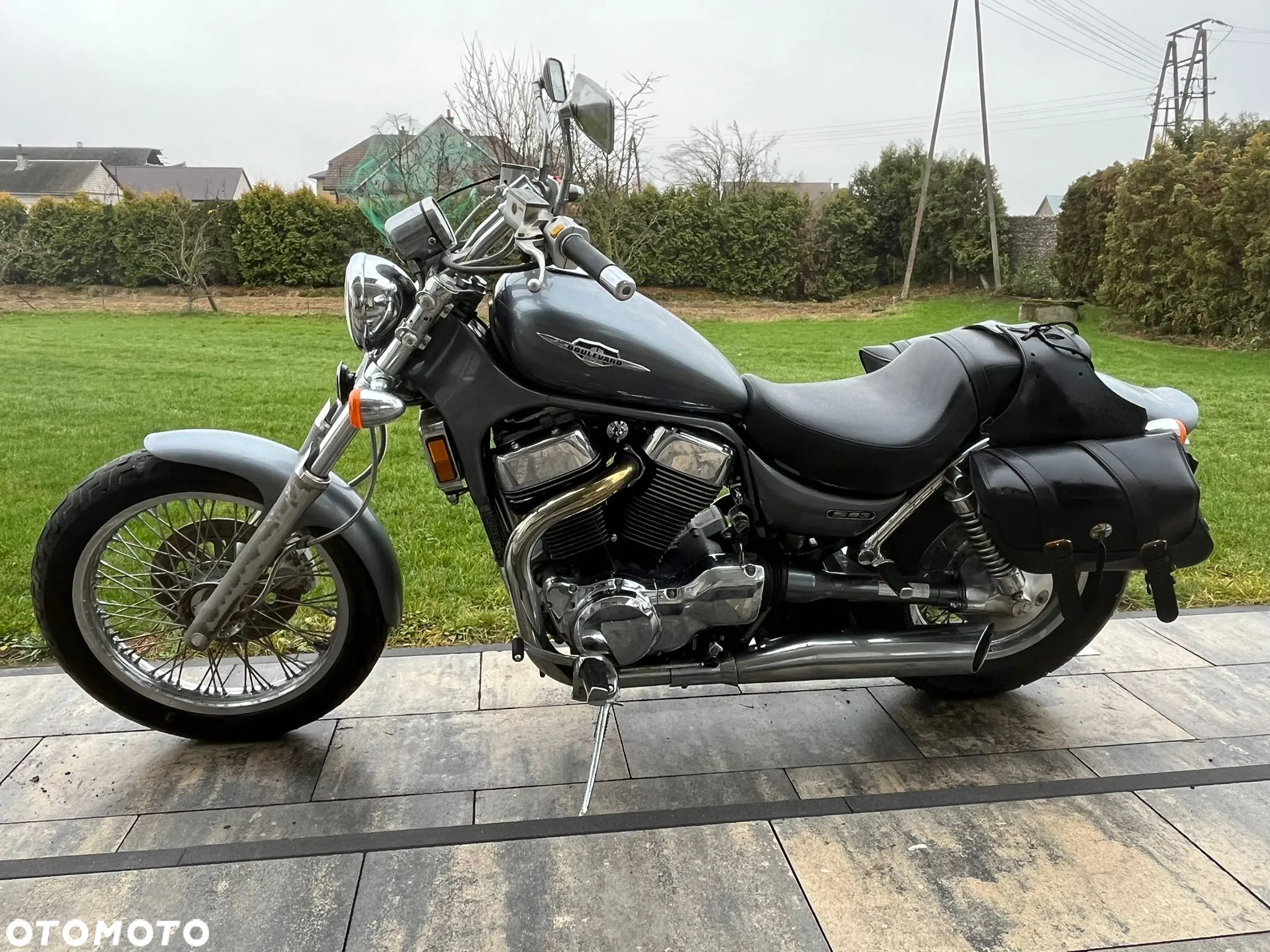 Suzuki Intruder - 6
