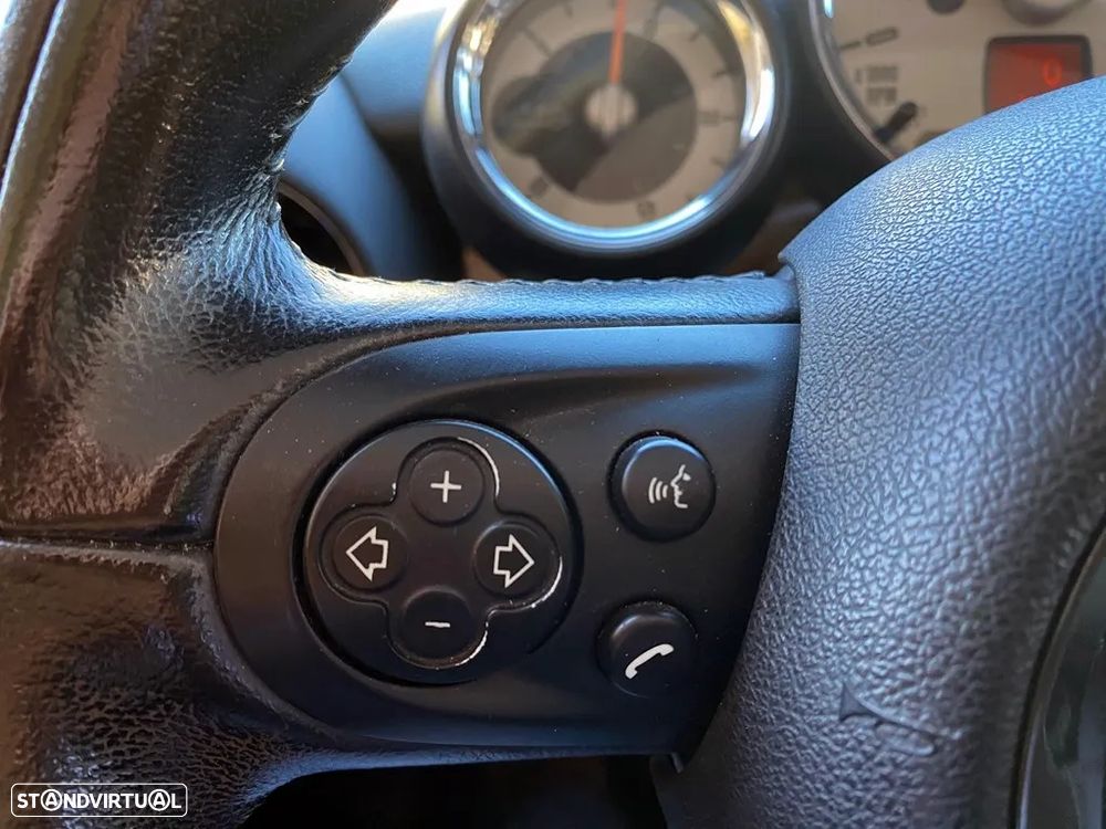 MINI Cabrio One - 24