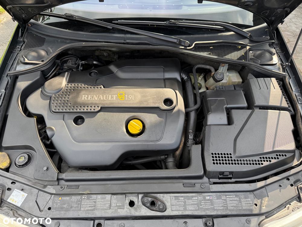 Renault Laguna - 8