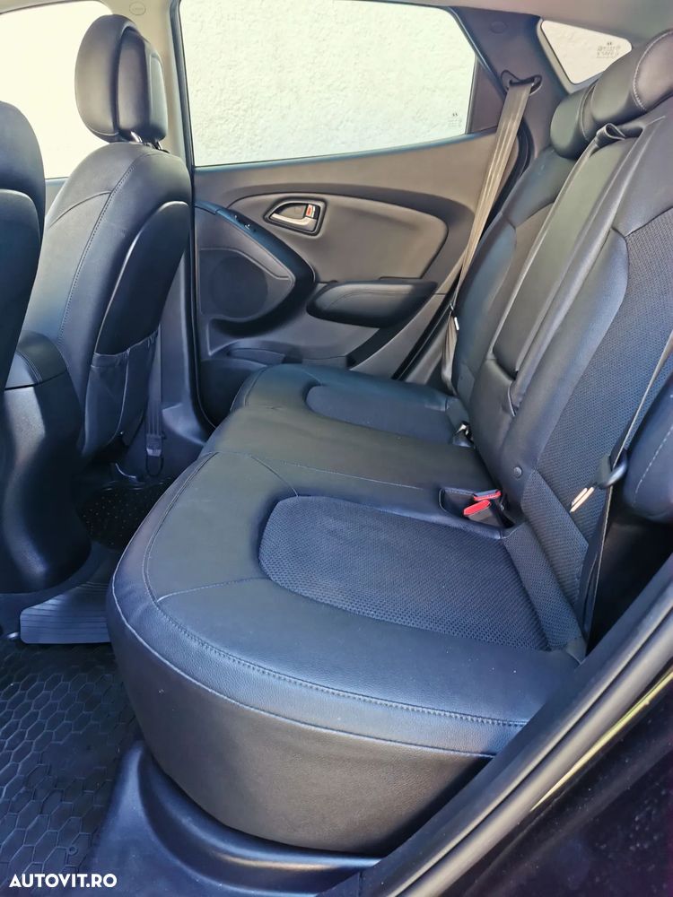 Hyundai ix35 2.0 CRDI 4WD Automatik Premium - 8