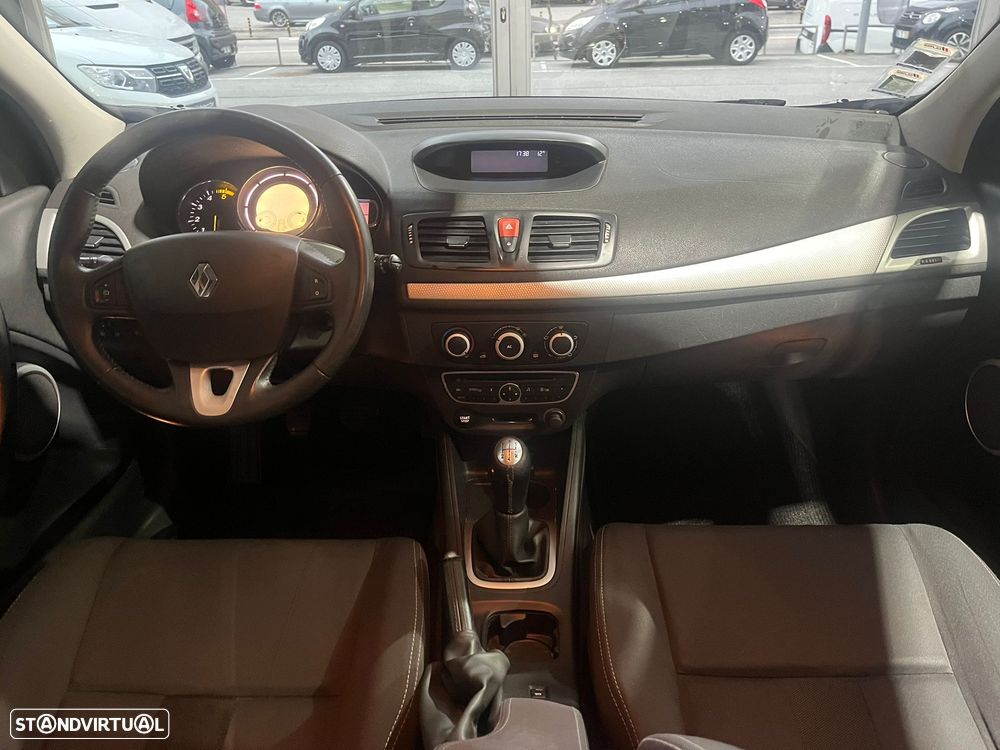 Renault Mégane Sport Tourer 1.5 dCi Dynamique - 8