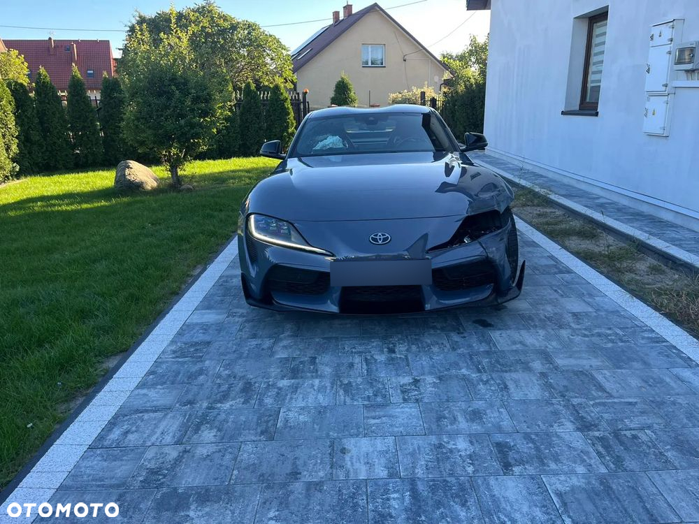 Toyota Supra - 11
