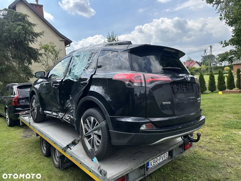 Toyota RAV4 - 3
